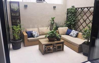 Imagem: A casa possui 3 Dormitórios, 3 Banheiros, 1 Vaga na garagem