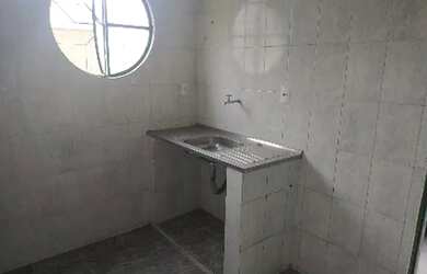 Imagem: A casa possui 1 Dormitório, 1 Banheiro, 40m² de Área e está