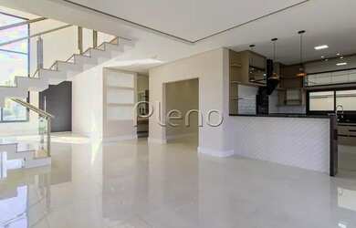 Imagem 10: Venda Casa com 236,00 metroQuadrado, 3 dormitório s , 2 vaga s . Swiss...