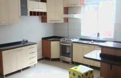 Imagem: O apartamento possui 1 Dormitório, 1 Banheiro, 1 Vaga na garagem