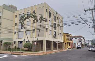 Imagem: A kitnet possui 1 Banheiro, 35m² de Área e está localizado