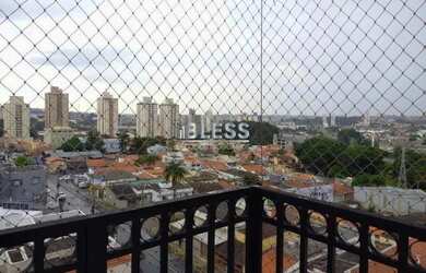 Imagem: O apartamento possui 3 Dormitórios, 1 Banheiro, 2 Vagas na