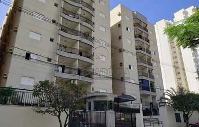 Imagem: O apartamento possui 1 Dormitório, 1 Banheiro, 1 Vaga na garagem