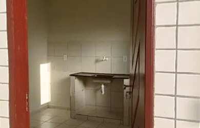 Imagem: A kitnet possui 1 Dormitório, 1 Banheiro, 1 Vaga na garagem