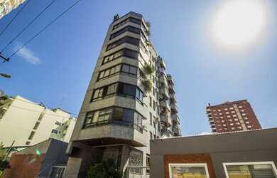 Imagem: O apartamento possui 4 Dormitórios, 1 Banheiro, 2 Vagas na