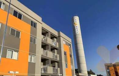 Imagem: O apartamento possui 2 Dormitórios, 1 Banheiro, 1 Vaga na garagem