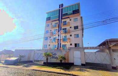 Imagem: O apartamento possui 3 Dormitórios, 1 Banheiro, 2 Vagas na