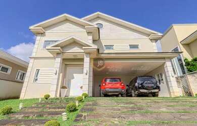 Imagem: A casa em condomínio possui 4 Dormitórios, 5 Banheiros, 4