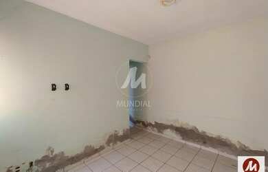 Imagem: A casa à venda possui 2 Dormitórios, 1 Banheiro, 2 Vagas na