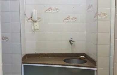 Imagem 15: Copacabana, quarto e sala, Rua Toneleiro, prox. metrô