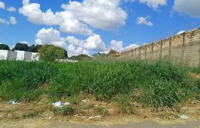 Imagem: O terreno possui 340m² de Área e está localizado em Independência