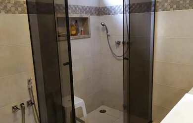 Imagem 4: Casa para venda tem 250 metros quadrados com 4 quartos em Jardim Regina...