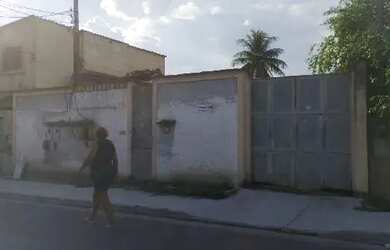 Imagem: A casa possui 2 Dormitórios, 2 Banheiros, 76m² de Área e