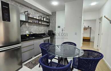 Imagem: O apartamento possui 2 Dormitórios, 2 Banheiros, 1 Vaga na