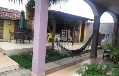 Imagem 14: asa Ampla no Centro de Rio Bonito com Duas Residências e 6 Quartos