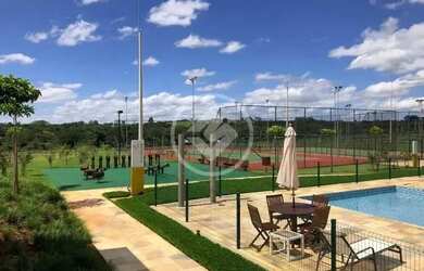 Imagem: O terreno possui 444m² de Área e está localizado em Terras