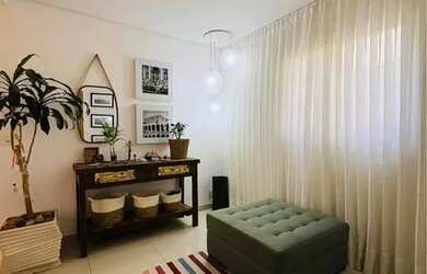 Imagem: O apartamento possui 3 Dormitórios, 1 Banheiro, 1 Vaga na garagem