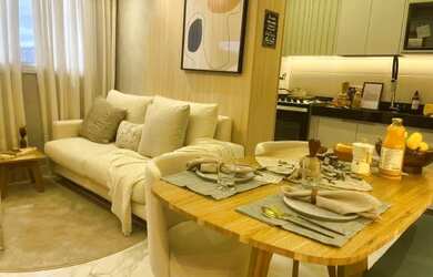 Imagem: O apartamento possui 2 Dormitórios, 1 Banheiro, 1 Vaga na garagem