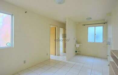 Imagem: O apartamento possui 2 Dormitórios, 1 Banheiro, 1 Vaga na garagem