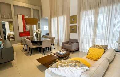 Imagem: A casa em condomínio possui 3 Dormitórios, 3 Banheiros, 4