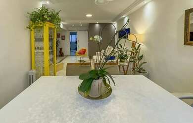 Imagem: O apartamento possui 3 Dormitórios, 2 Banheiros, 1 Vaga na