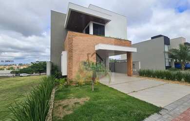 Imagem: A casa em condomínio possui 3 Dormitórios, 5 Banheiros, 4