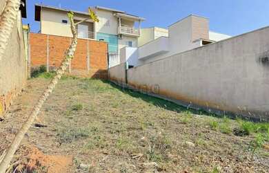 Imagem: O terreno à venda possui 207m² de Área e está localizado