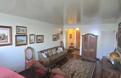 Imagem: O apartamento possui 3 Dormitórios, 1 Banheiro, 1 Vaga na garagem