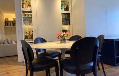 Imagem 7: MARAVILHOSO APARTAMENTO SITUADO NA JOAQUIM LÍRIO, PRAIA DO CANTO, VITÓRIA....