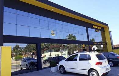 Imagem: O depósito possui 298m² de Área e está localizado em América