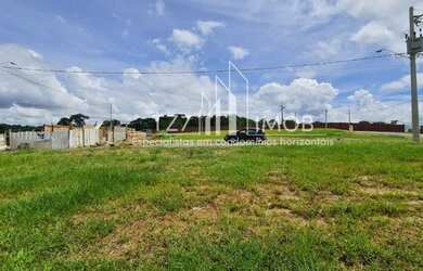 Imagem: O terreno possui 260m² de Área e Imóvel novo e está localizado