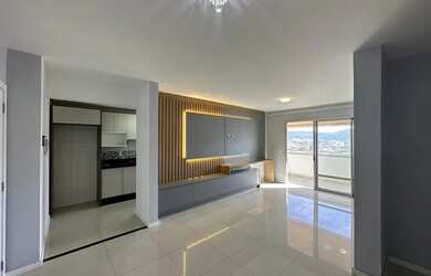 Imagem: O apartamento possui 2 Dormitórios, 2 Banheiros, 1 Vaga na