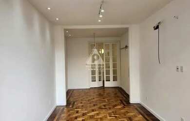 Imagem 4: Apartamento de quartos, 87 metros, reformado, com vista enseada de botafogo