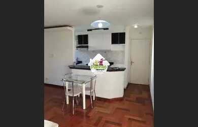 Imagem: O apartamento possui 2 Dormitórios, 1 Banheiro, 1 Vaga na garagem