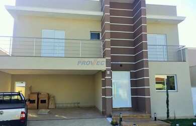 Imagem: A casa em condomínio possui 4 Dormitórios, 5 Banheiros, 4