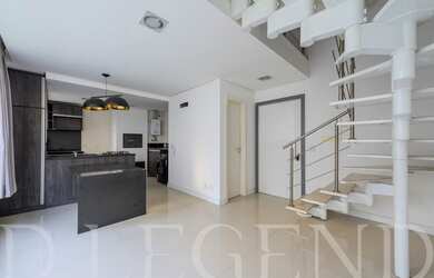 Imagem: O apartamento possui 1 Dormitório, 2 Banheiros, 1 Vaga na garagem