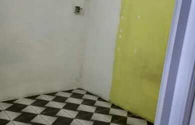 Imagem: A casa possui 1 Dormitório, 1 Banheiro e está localizado