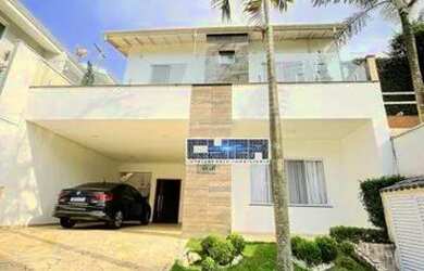 Imagem: A casa em condomínio possui 5 Dormitórios, 5 Banheiros, 3