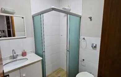 Imagem: A casa em condomínio possui 3 Dormitórios, 5 Banheiros, 140m²