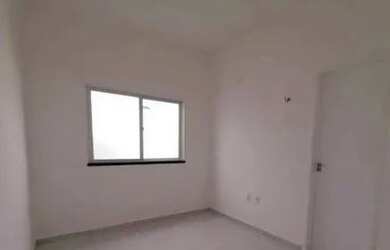 Imagem: A casa possui 2 Dormitórios, 2 Banheiros, 1 Vaga na garagem