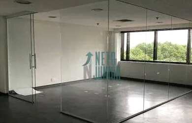 Imagem: O depósito possui 2 Vagas na garagem e 73m² de Área e está