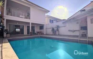 Imagem: A casa em condomínio possui 4 Dormitórios, 5 Banheiros, 4