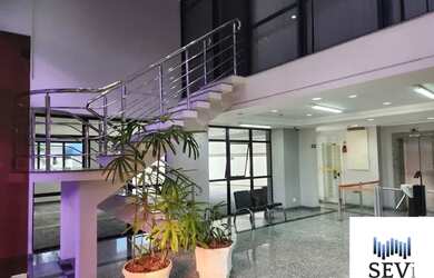 Imagem: O depósito possui 1 Vaga na garagem e 31m² de Área e está