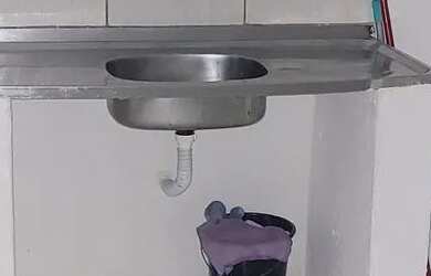 Imagem: A casa possui 1 Dormitório, 1 Banheiro e está localizado