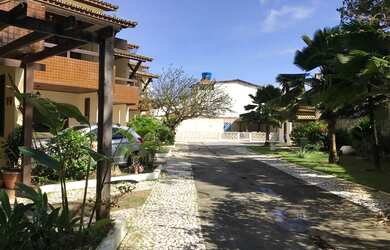 Imagem: A casa possui 3 Dormitórios, 3 Banheiros, 2 Vagas na garagem