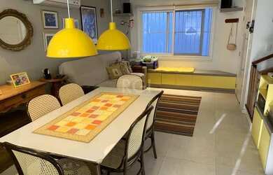 Imagem: A casa em condomínio possui 3 Dormitórios, 2 Banheiros, 1