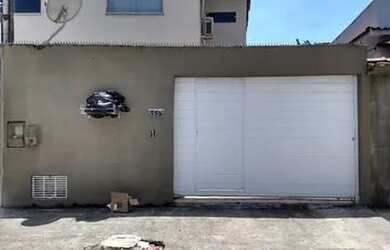 Imagem: A casa possui 2 Dormitórios, 2 Banheiros, 1 Vaga na garagem