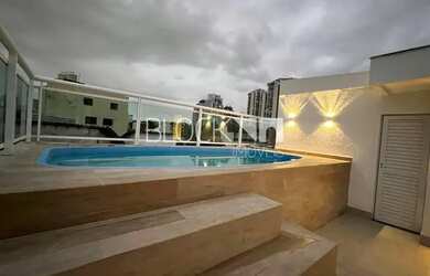 Imagem: A casa em condomínio possui 4 Dormitórios, 5 Banheiros, 2