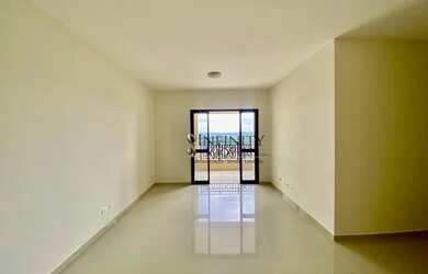 Imagem: O apartamento possui 4 Dormitórios, 2 Banheiros, 3 Vagas na