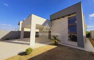 Imagem: A casa em condomínio possui 3 Dormitórios, 5 Banheiros, 4